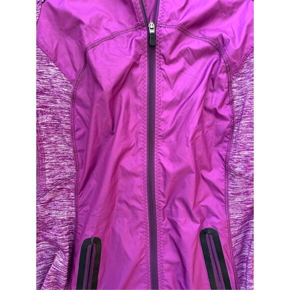 NWOT Lululemon Run: Featherweight Hybrid Jacket, $110 sz 4 A53 - Picture 5 of 8